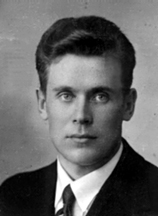 Isa Young Man RT.jpg (34307 bytes)